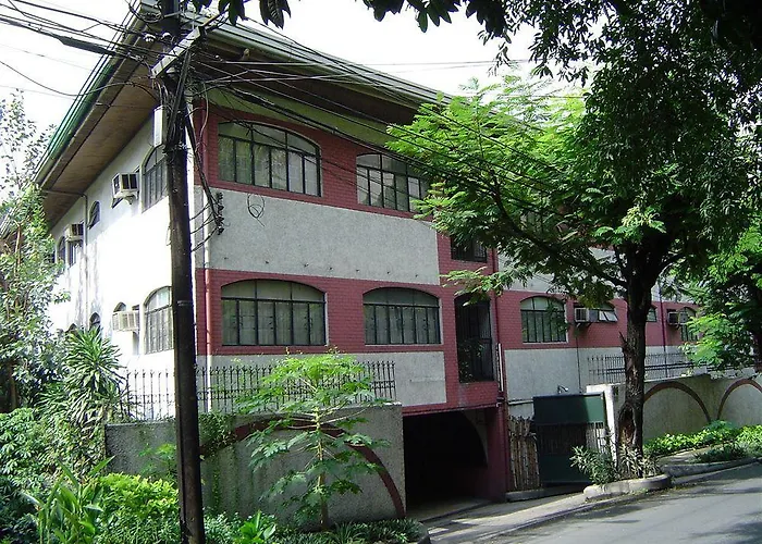Hotel Broadway Court Apartelle 4th Street 3*