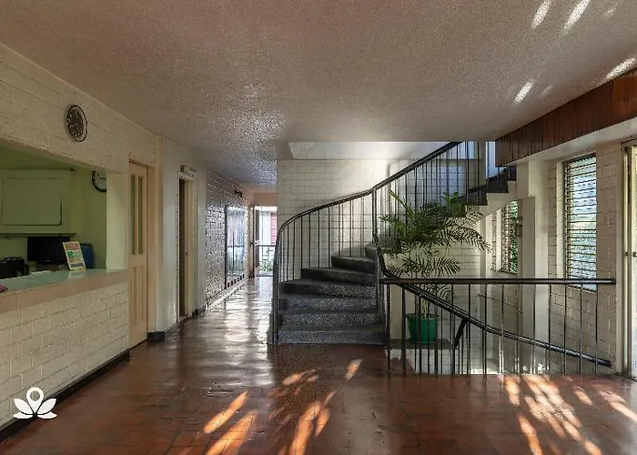 Broadway Court Apartelle 4th Street 3*