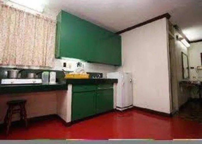 Broadway Court Apartelle 4th Street Hotel Manille