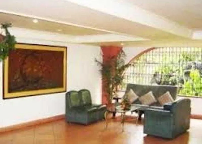 Broadway Court Apartelle 4th Street Manille
