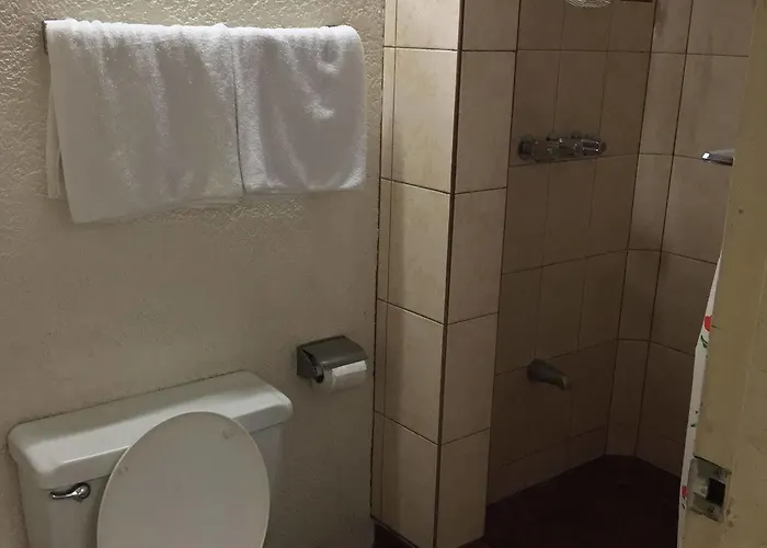 Broadway Court Apartelle 4th Street 3* Manille