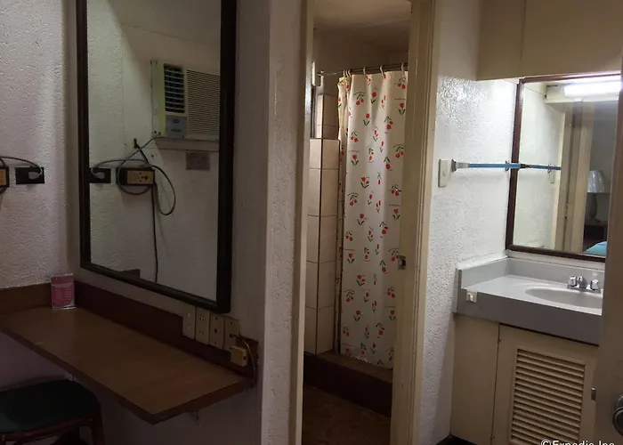 Hotel Broadway Court Apartelle 4th Street Manille