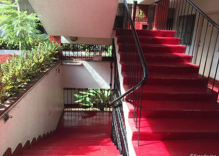 Broadway Court Apartelle 4th Street Hotel Manille