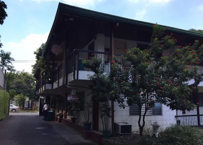 Broadway Court Apartelle 4th Street 3*