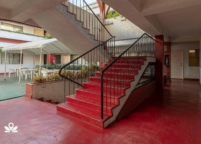 Broadway Court Apartelle 4th Street 3*